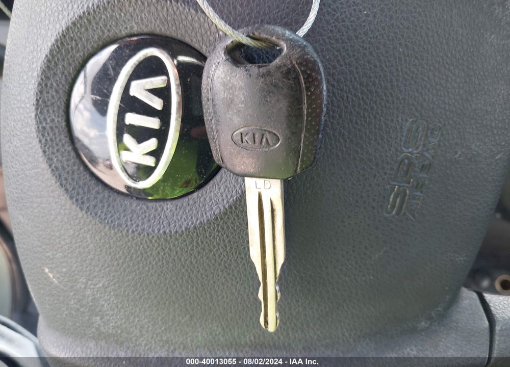 2007 KIA SPORTAGE LX VIN: KNDJF724677311848