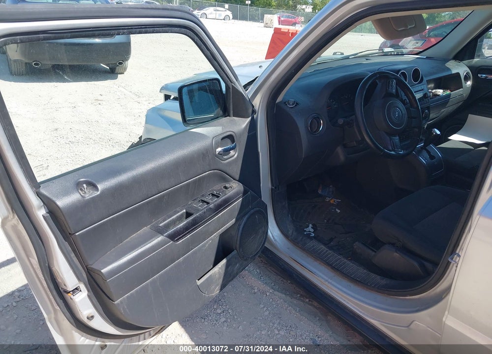 2013 JEEP PATRIOT LATITUDE VIN: 1C4NJRFBXDD145786
