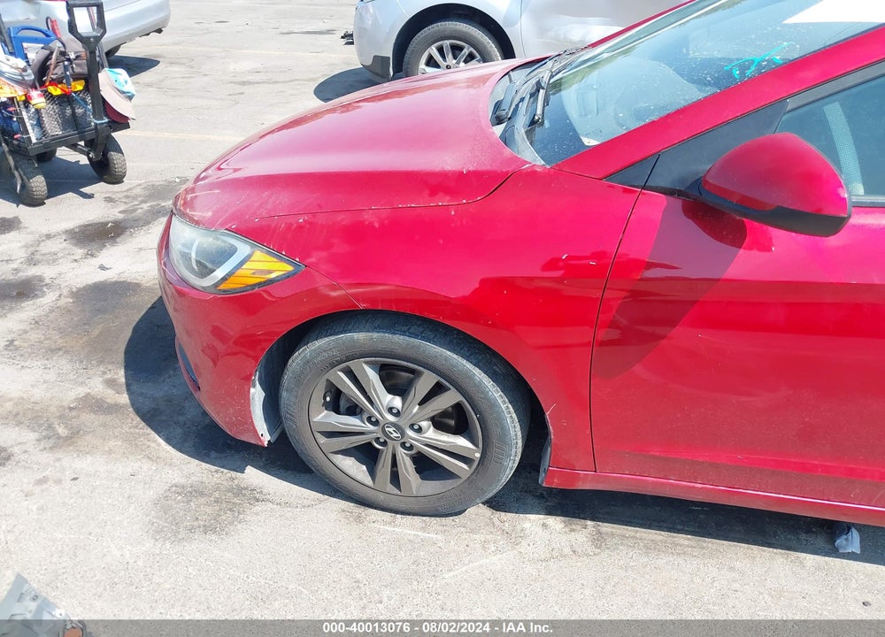 2017 HYUNDAI ELANTRA SE VIN: 5NPD84LF1HH122382