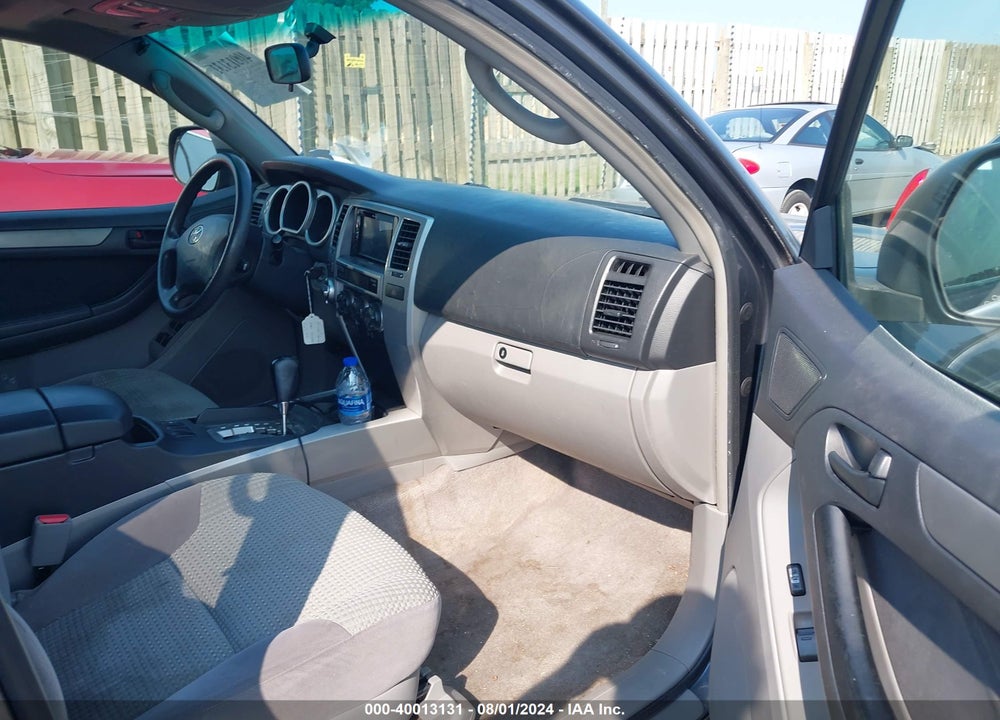 2005 TOYOTA 4RUNNER SR5 V6 VIN: JTEBU14R258038376