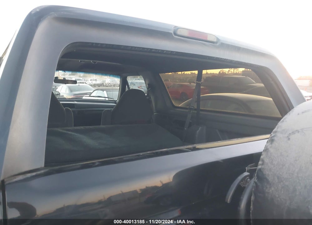 1992 FORD BRONCO U100 VIN: 1FMEU15H6NLA76158