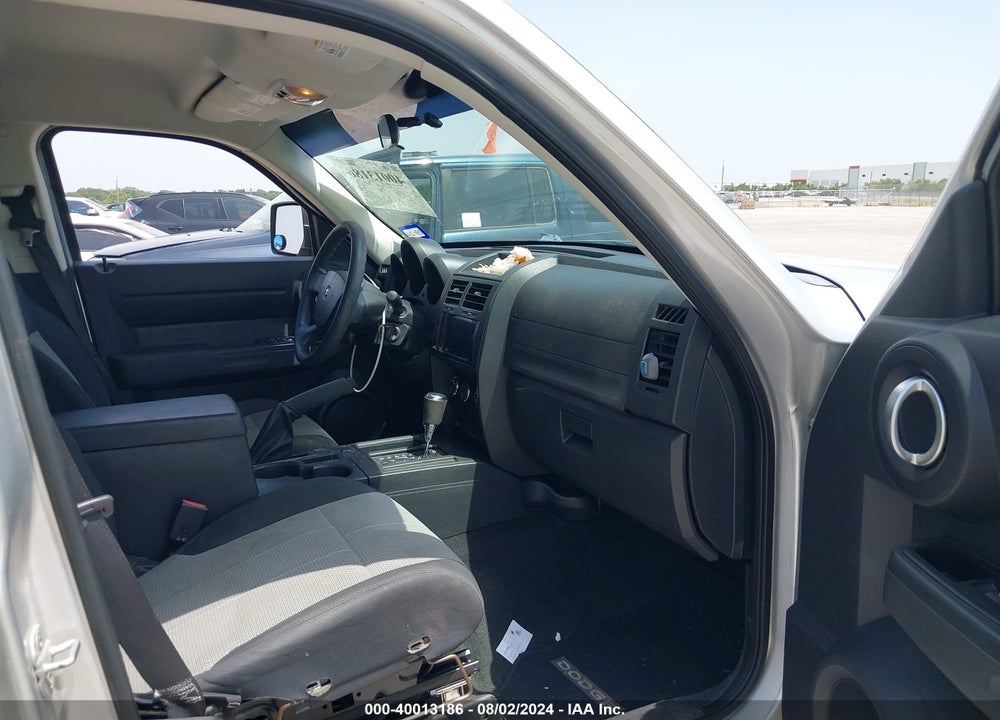 2008 DODGE NITRO SXT VIN: 1D8GT28K08W270654