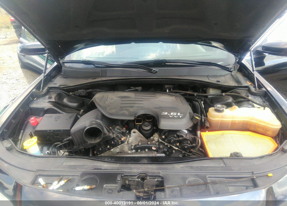 2013 CHRYSLER 300 VIN: 2C3CCAAG2DH505114