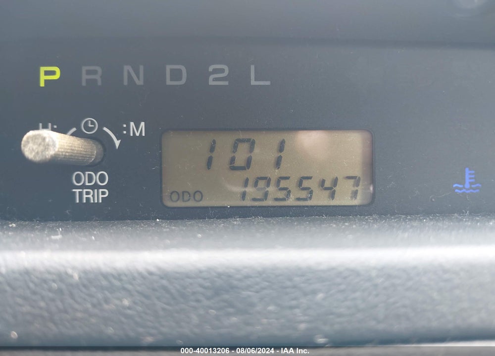 2005 SCION XB VIN: JTLKT324650201950