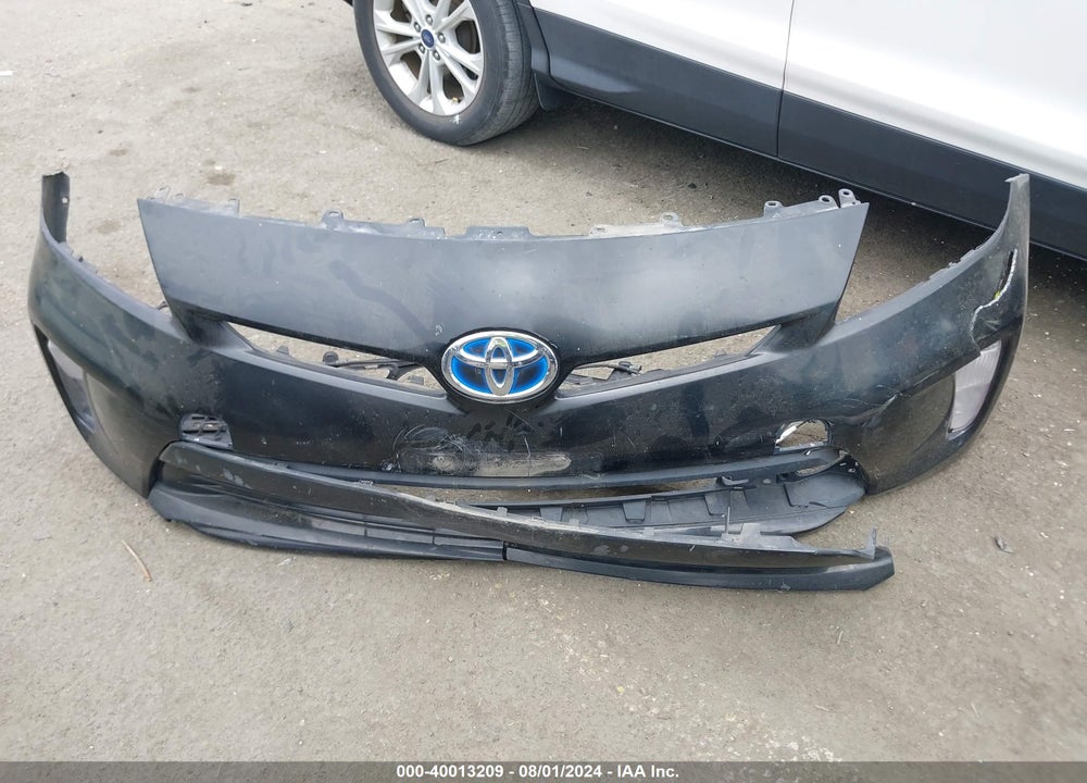2013 TOYOTA PRIUS TWO VIN: JTDKN3DU3D5598456