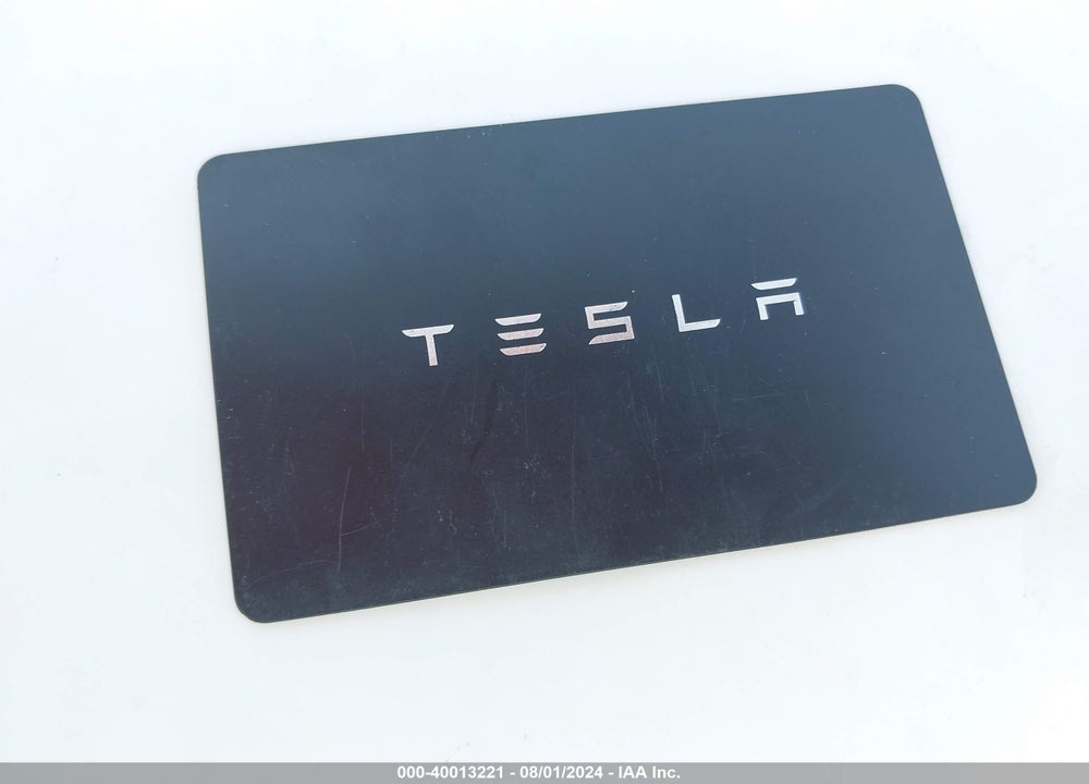 2023 TESLA MODEL Y AWD/LONG RANGE DUAL MOTOR ALL-WHEEL DRIVE VIN: 7SAYGDEEXPA084835