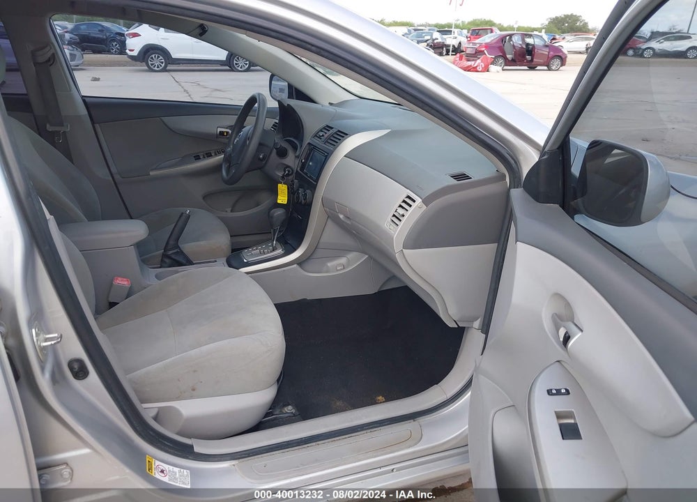 2010 TOYOTA COROLLA VIN: 1NXBU4EE4AZ240800