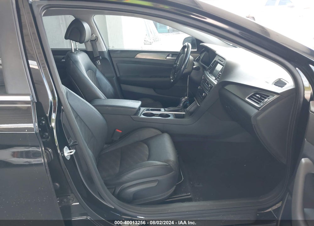 2016 HYUNDAI SONATA SPORT VIN: 5NPE34AF1GH273789