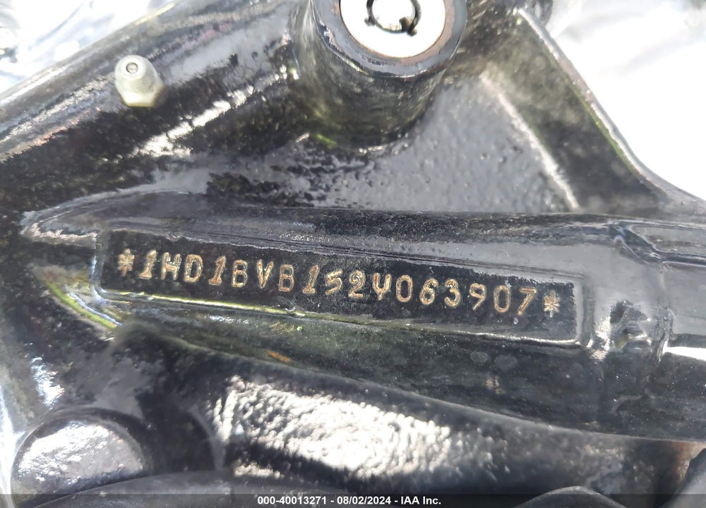 2002 HARLEY-DAVIDSON FXSTI VIN: 1HD1BVB152Y063907