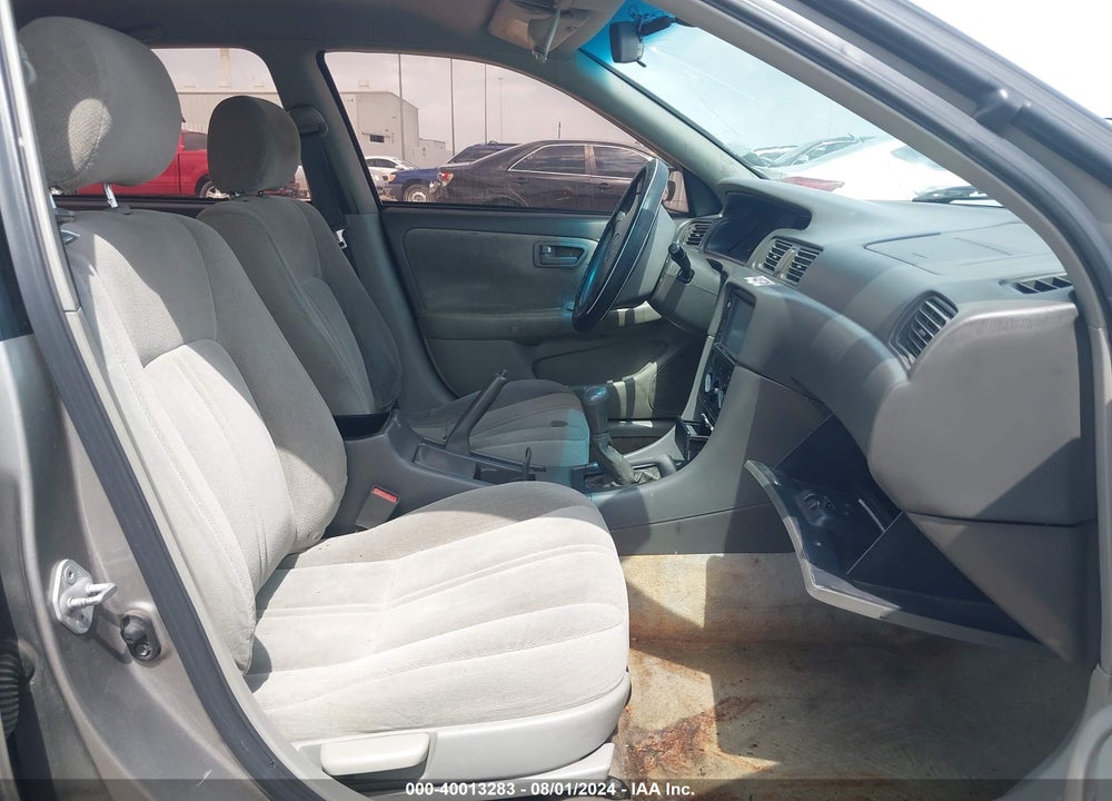 2001 TOYOTA CAMRY CE VIN: 4T1BG22KX1U059061