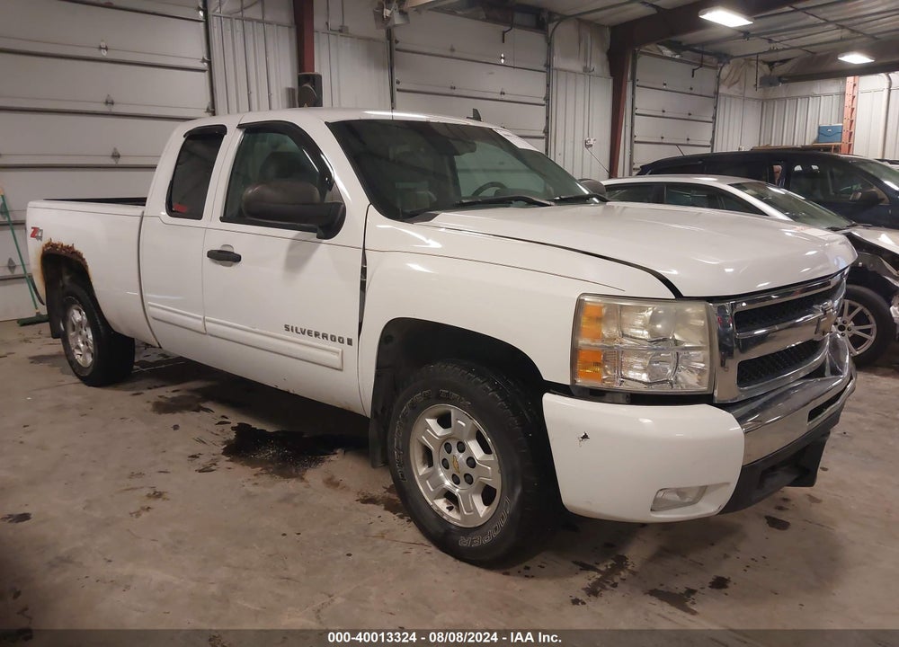 2009 CHEVROLET SILVERADO 1500 LT VIN: 1GCEK29J39Z255256