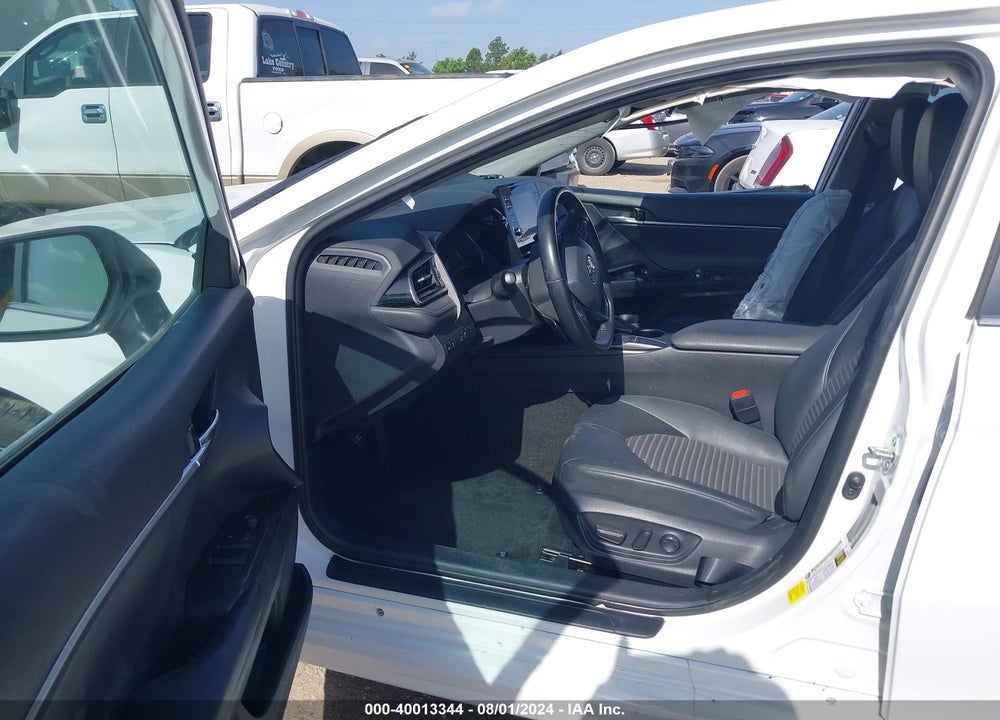 2022 TOYOTA CAMRY SE VIN: 4T1G11AK1NU717536