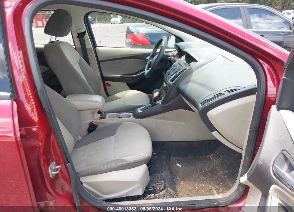 2014 FORD FOCUS SE VIN: 1FADP3K29EL179762
