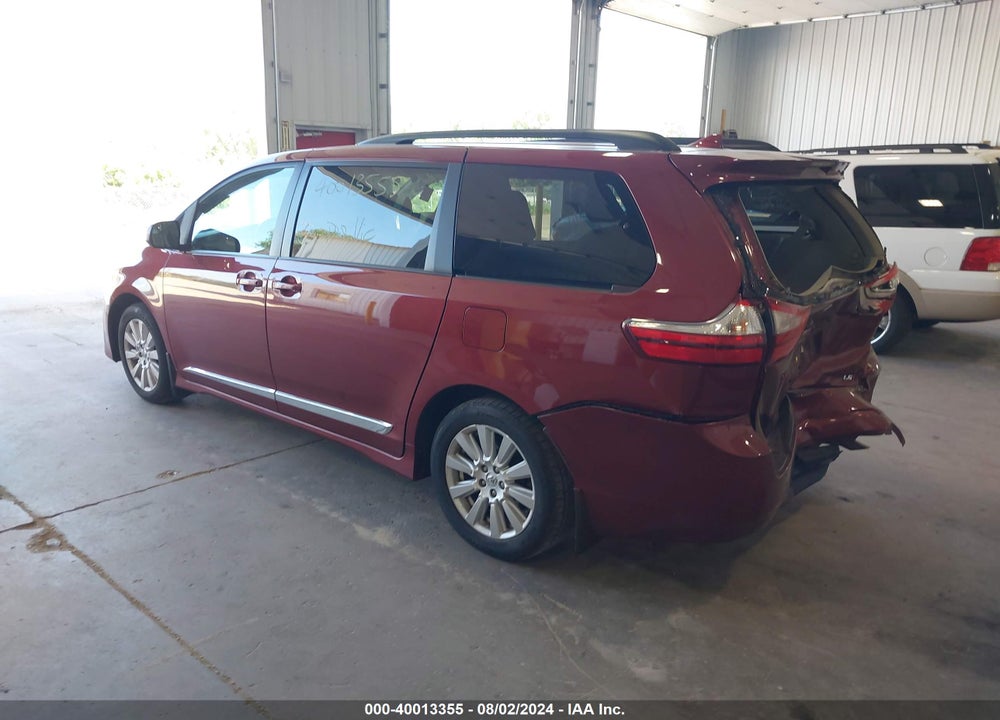 2019 TOYOTA SIENNA LE 8 PASSENGER VIN: 5TDKZ3DC4KS015850