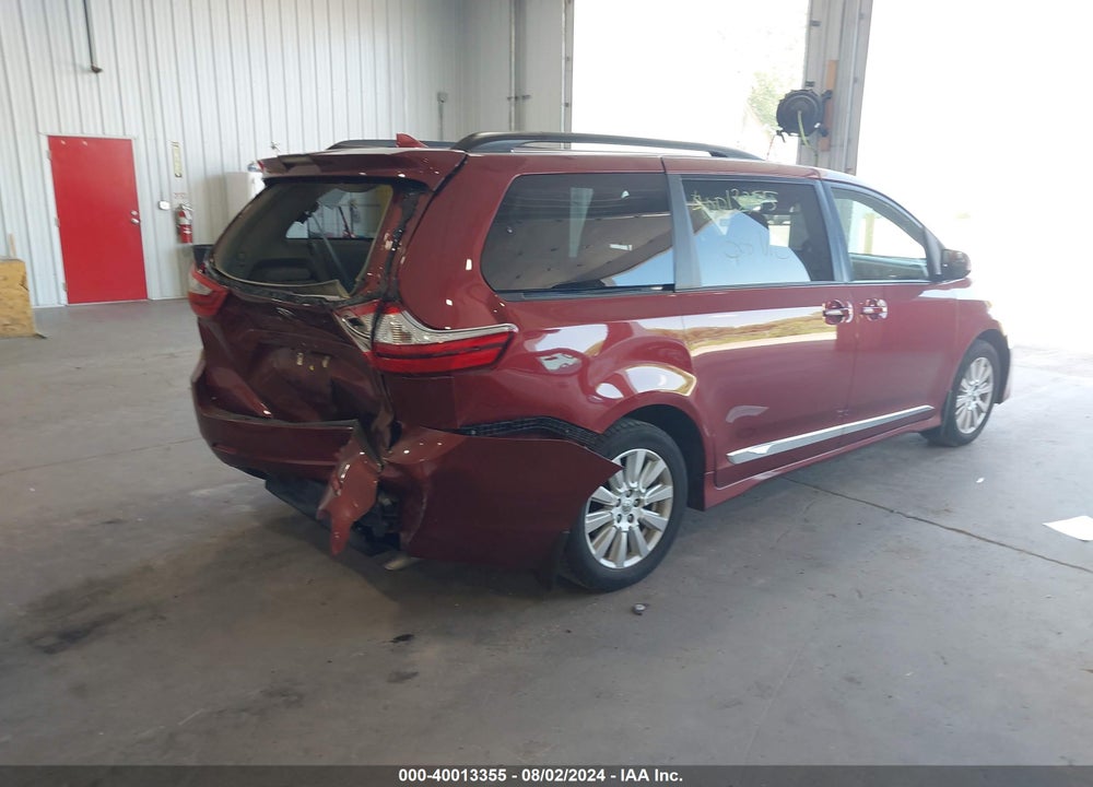 2019 TOYOTA SIENNA LE 8 PASSENGER VIN: 5TDKZ3DC4KS015850