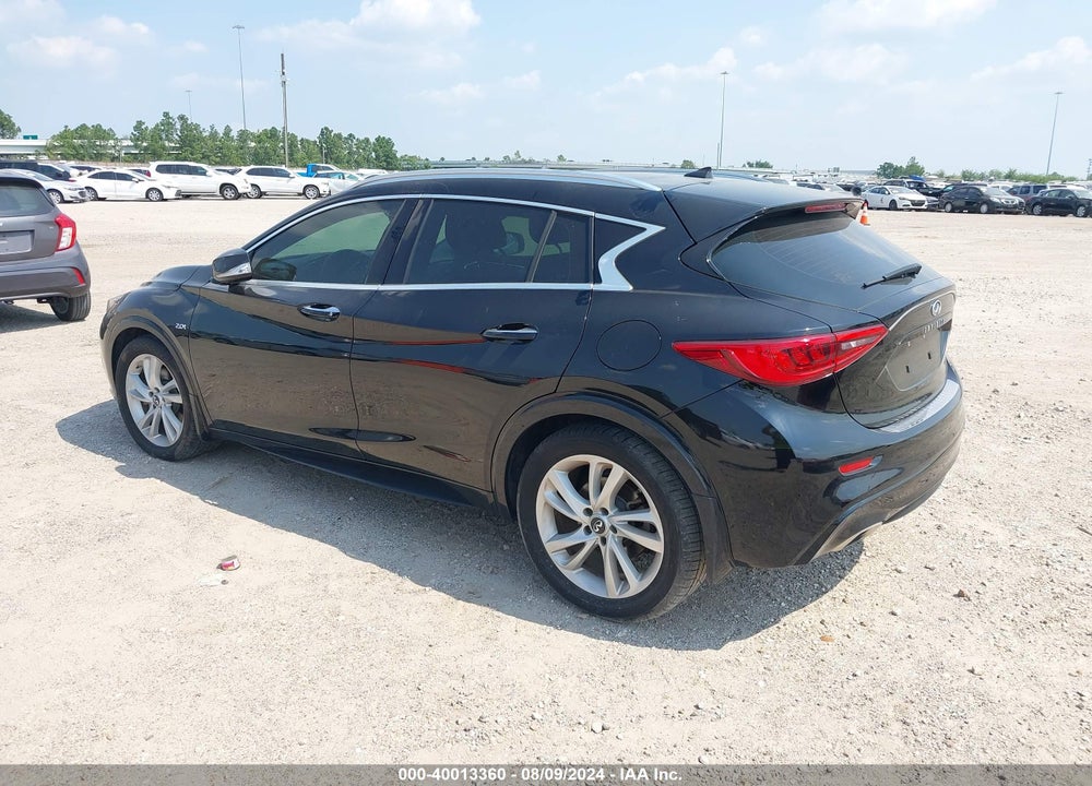 2018 INFINITI QX30 PREMIUM VIN: SJKCH5CP3JA054543