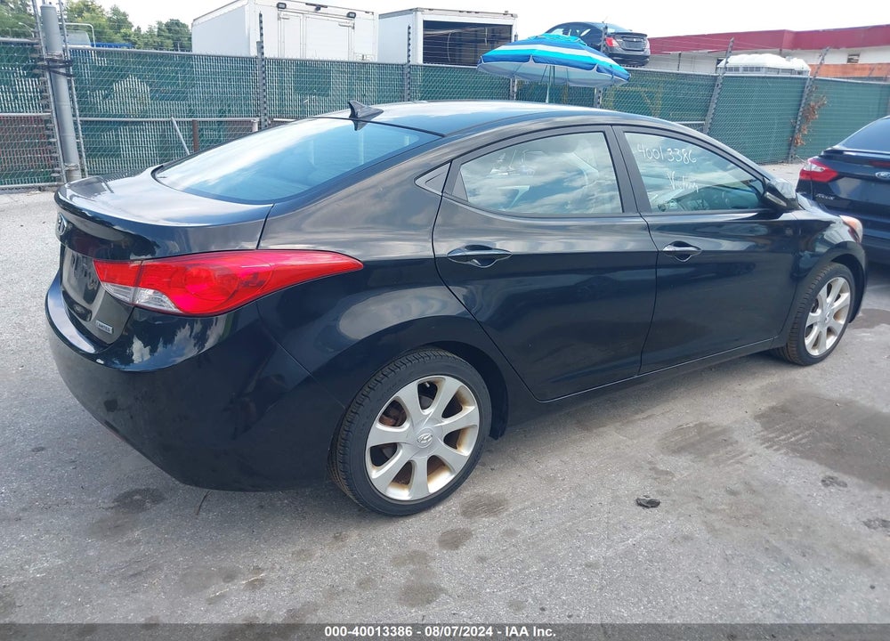 2012 HYUNDAI ELANTRA LIMITED (ULSAN PLANT) VIN: KMHDH4AE2CU171417