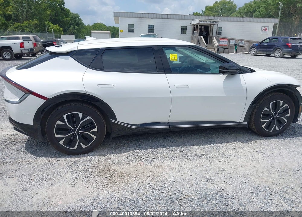 2022 KIA EV6 WIND VIN: KNDC3DLC0N5087782