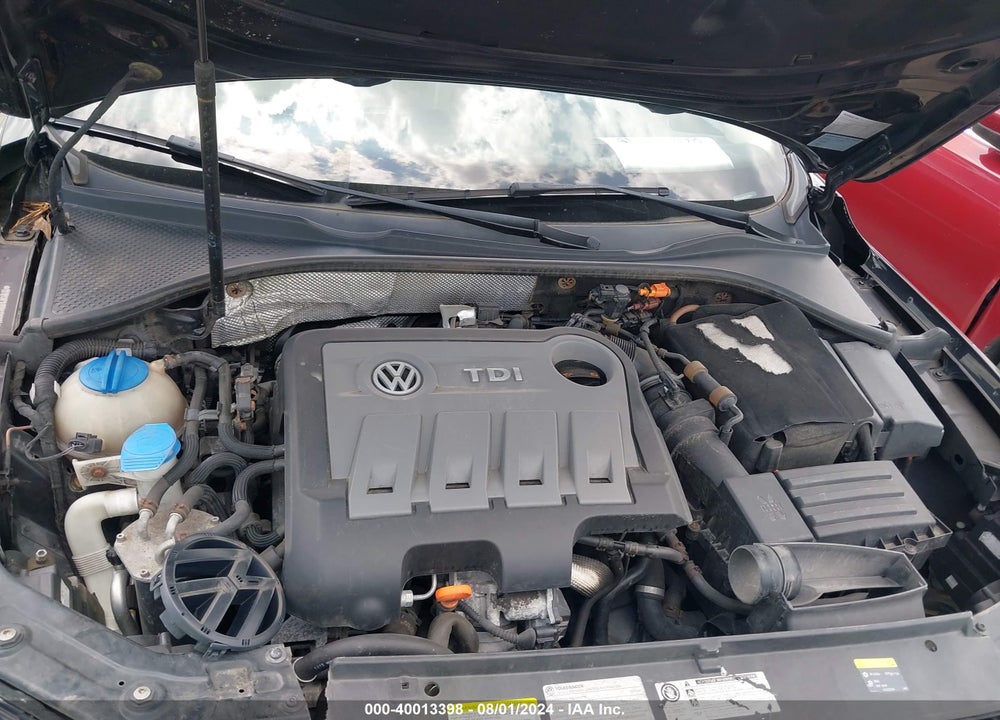 2013 VOLKSWAGEN PASSAT 2.0L TDI SEL PREMIUM VIN: 1VWCN7A35DC136884