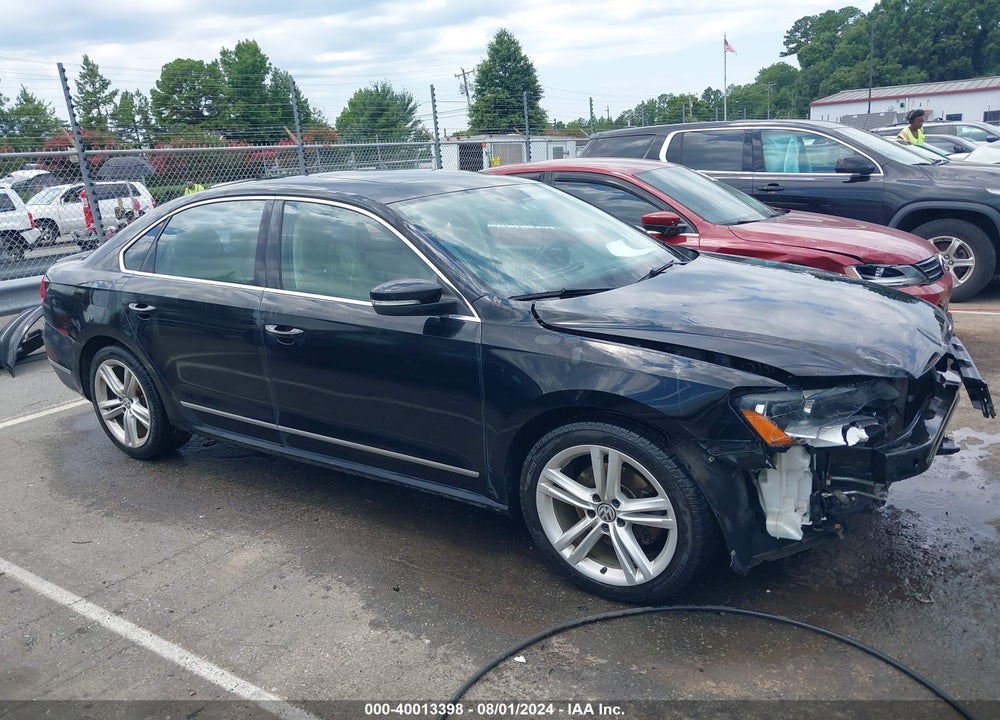2013 VOLKSWAGEN PASSAT 2.0L TDI SEL PREMIUM VIN: 1VWCN7A35DC136884