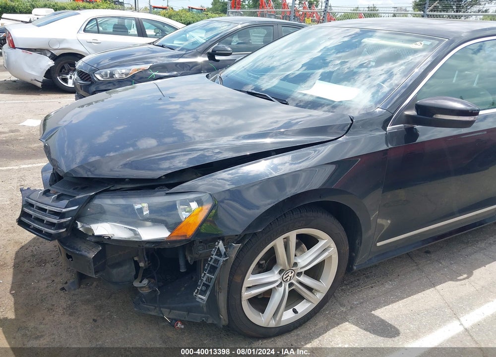 2013 VOLKSWAGEN PASSAT 2.0L TDI SEL PREMIUM VIN: 1VWCN7A35DC136884
