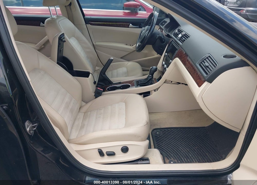 2013 VOLKSWAGEN PASSAT 2.0L TDI SEL PREMIUM VIN: 1VWCN7A35DC136884