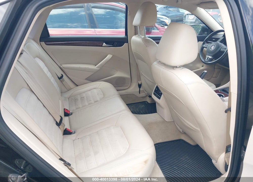 2013 VOLKSWAGEN PASSAT 2.0L TDI SEL PREMIUM VIN: 1VWCN7A35DC136884