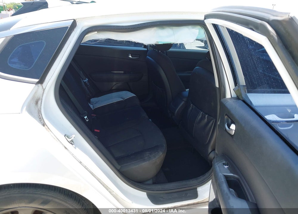 2016 KIA OPTIMA VIN: 5XXGT4L17GG069715