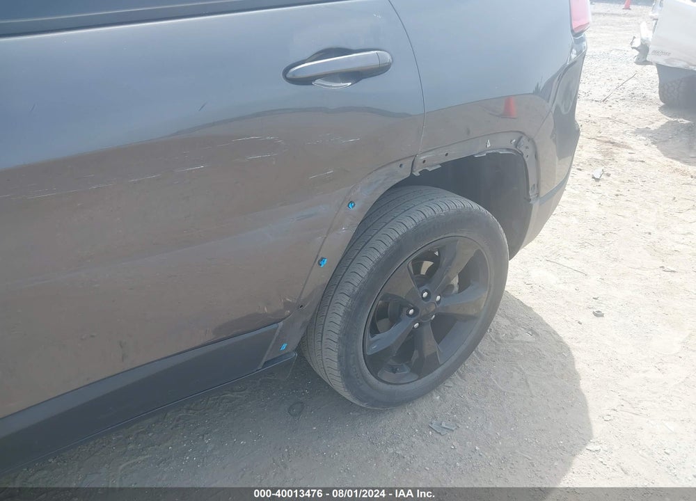 2019 JEEP CHEROKEE VIN: 1C4PJLLB6KD339240