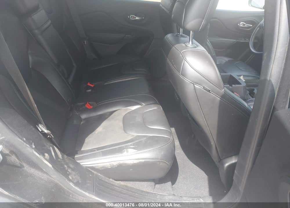 2019 JEEP CHEROKEE VIN: 1C4PJLLB6KD339240