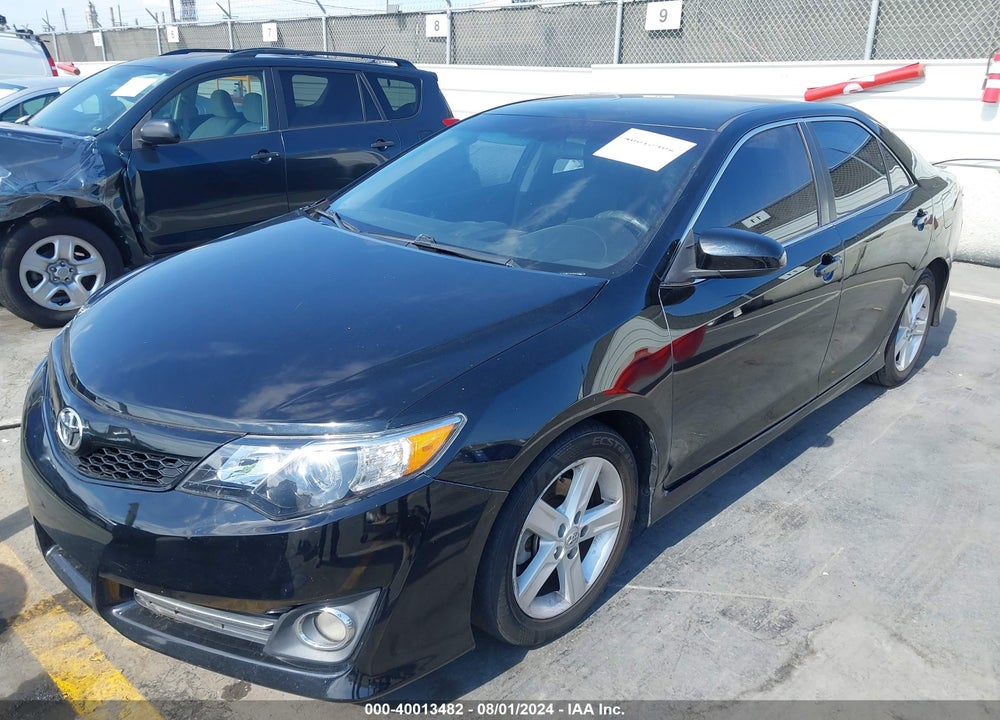 2014 TOYOTA CAMRY SE VIN: 4T1BF1FK7EU818603