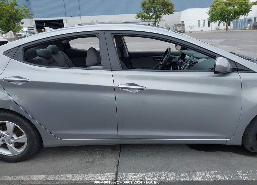 2014 HYUNDAI ELANTRA SE VIN: KMHDH4AE0EU117892