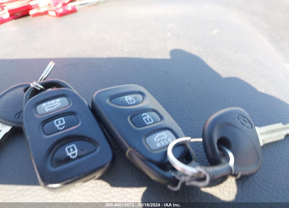 2014 HYUNDAI ELANTRA SE VIN: KMHDH4AE0EU117892