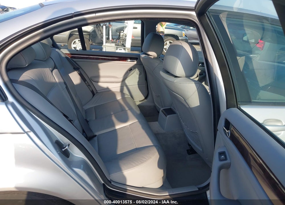 2005 BMW 325I VIN: WBAEV33415KX11710