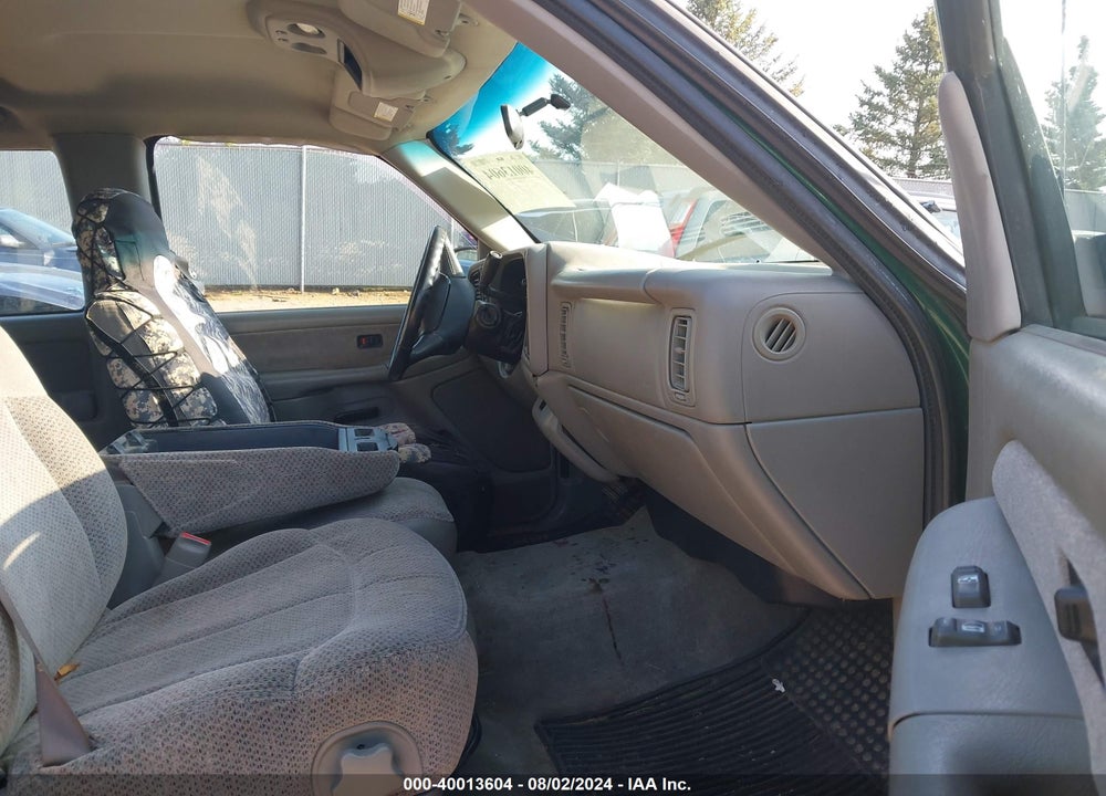 1999 CHEVROLET SILVERADO 1500 LS VIN: 2GCEK19T0X1226928