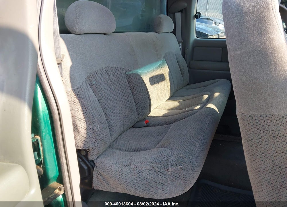 1999 CHEVROLET SILVERADO 1500 LS VIN: 2GCEK19T0X1226928