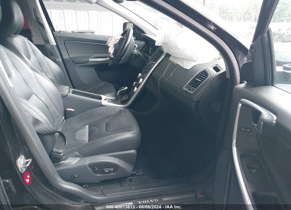 2015 VOLVO XC60 T5/T5 PREMIER VIN: YV4612RK6F2740749
