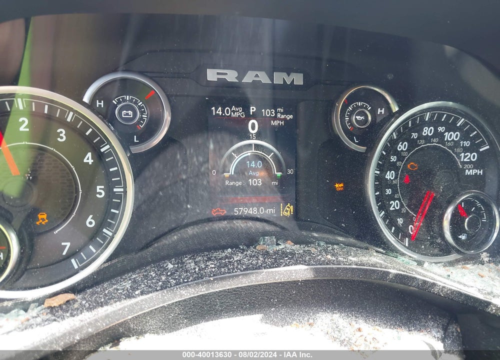2021 RAM 1500 VIN: 1C6RREFG4MN811184
