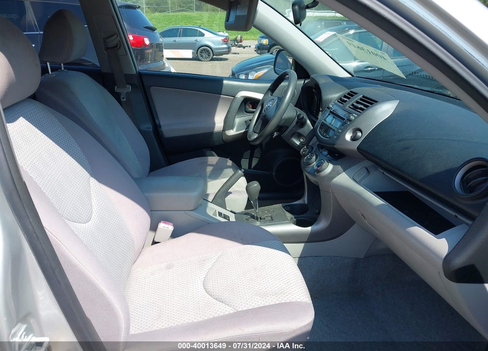 2008 TOYOTA RAV4 VIN: JTMZD33V686053170