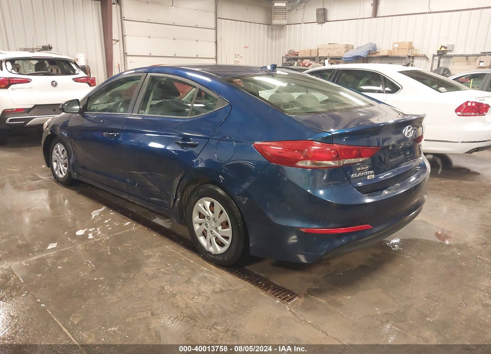 2018 HYUNDAI ELANTRA SE VIN: 5NPD74LF3JH359450