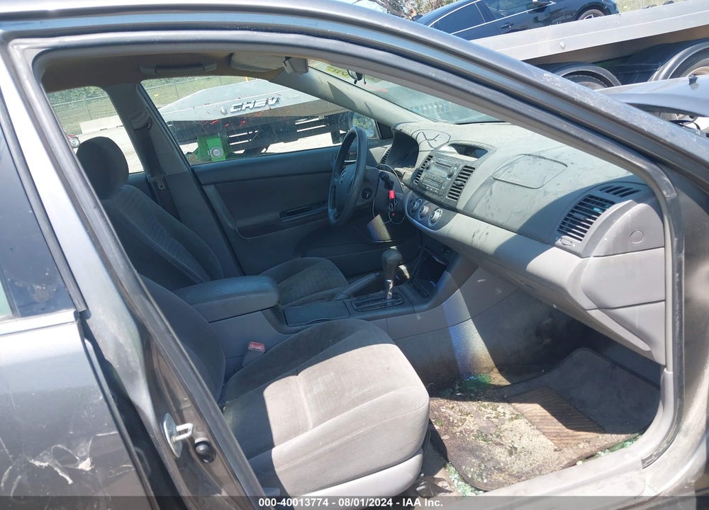 2005 TOYOTA CAMRY LE VIN: 4T1BE32K55U502511