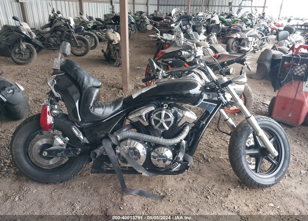 2010 HONDA VT1300 CR VIN: JH2SC6602AK000993