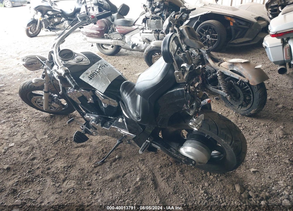 2010 HONDA VT1300 CR VIN: JH2SC6602AK000993