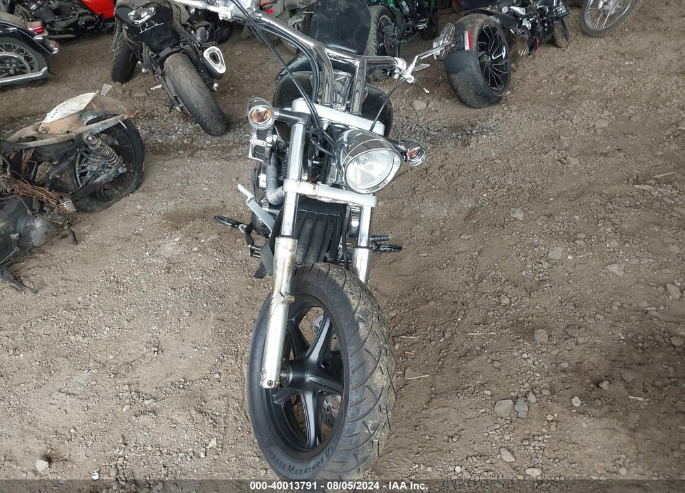 2010 HONDA VT1300 CR VIN: JH2SC6602AK000993