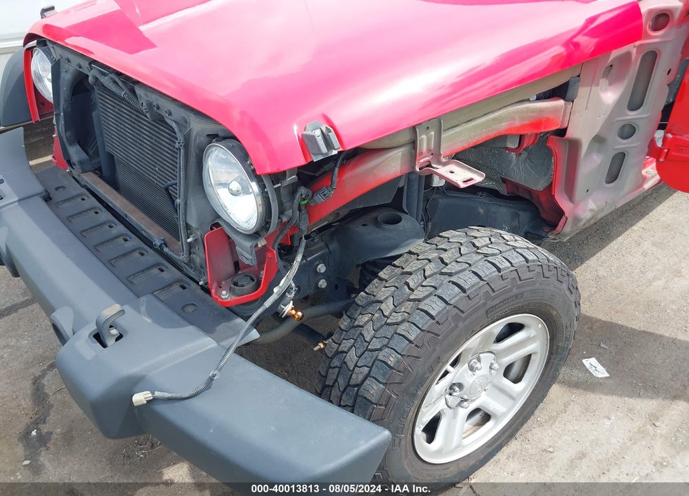 2017 JEEP WRANGLER UNLIMITED SPORT 4X4 VIN: 1C4BJWDG9HL537105