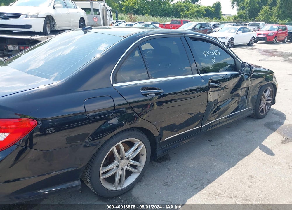 2012 MERCEDES-BENZ C 300 LUXURY 4MATIC/SPORT 4MATIC VIN: WDDGF8BB3CR198525
