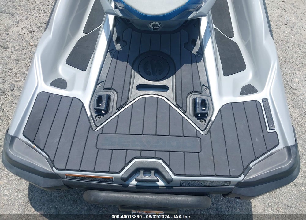 2021 SEADOO GTX-300 LIMITED VIN: YDV34290L021
