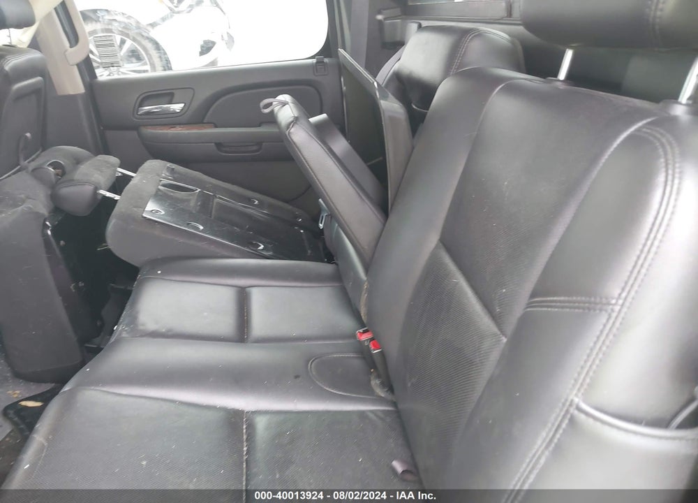 2011 CHEVROLET AVALANCHE 1500 LTZ VIN: 3GNTKGE36BG200180
