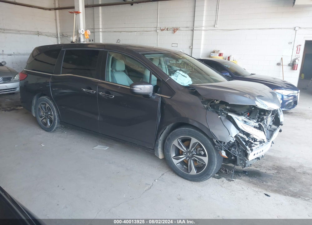 2019 HONDA ODYSSEY TOURING VIN: 5FNRL6H8XKB095201
