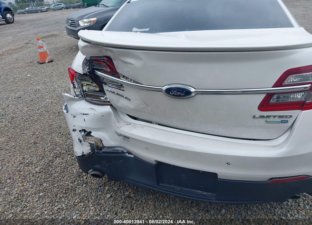 2013 FORD TAURUS LIMITED VIN: 1FAHP2J88DG100820